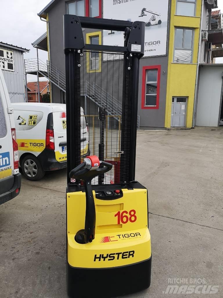 Hyster S1.6 Käyden ajettavat pinoamistrukit