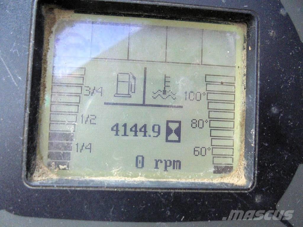 Wacker Neuson EW 100 Pyöräkaivukoneet