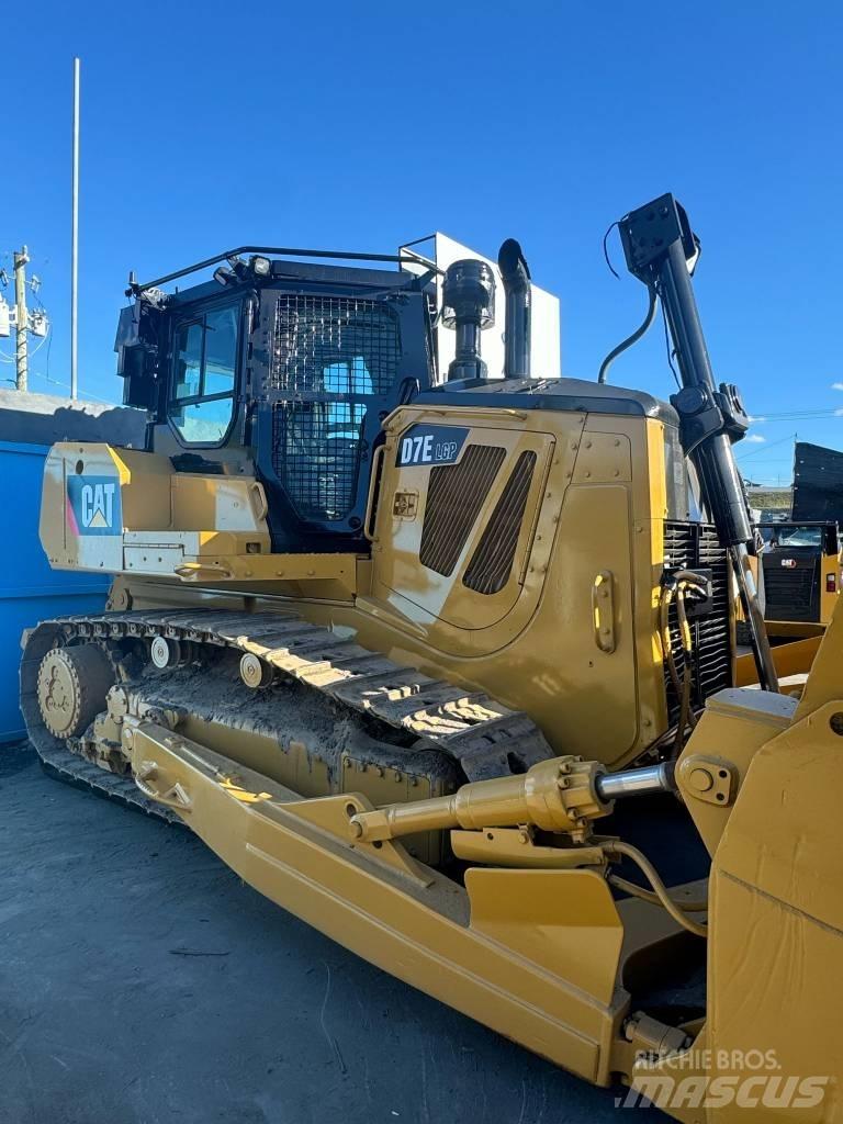 CAT D 7 E LGP Telaketjupuskutraktorit