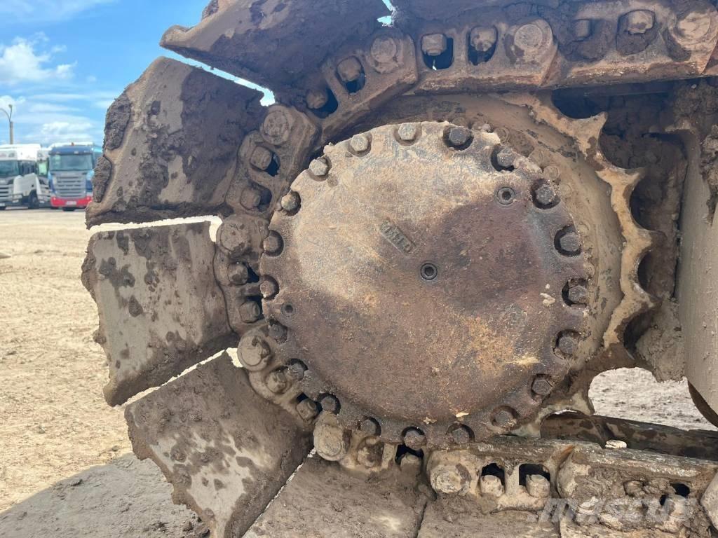 Doosan DX 225 LC Telakaivukoneet
