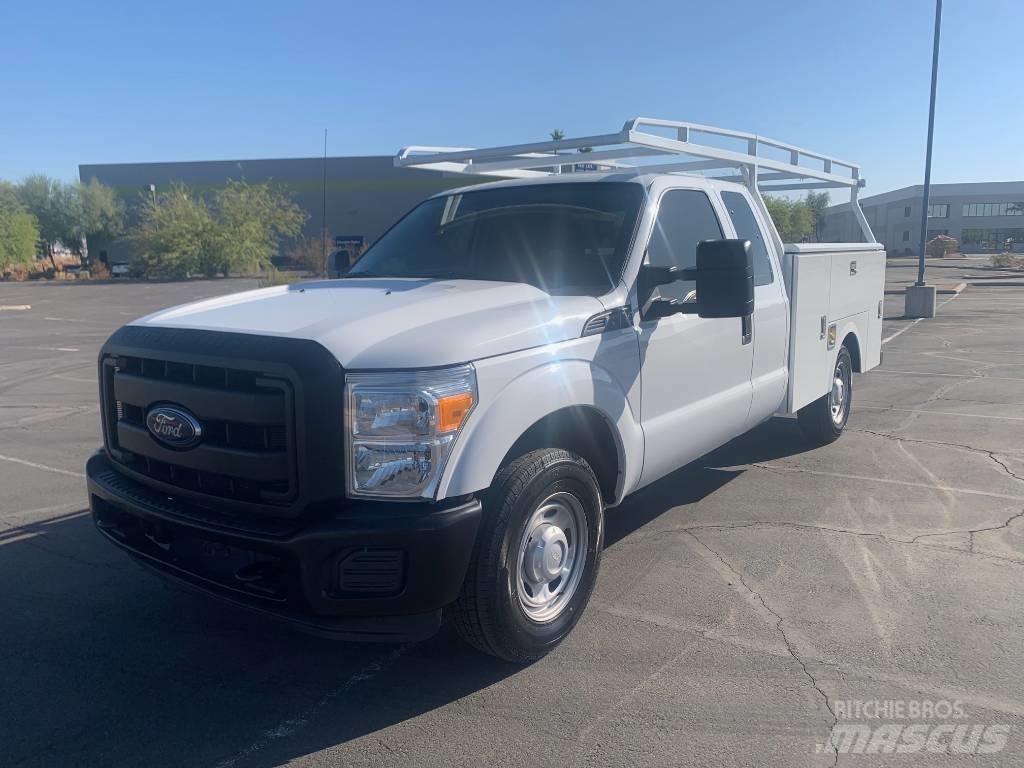 Ford F 350 Lava-autot