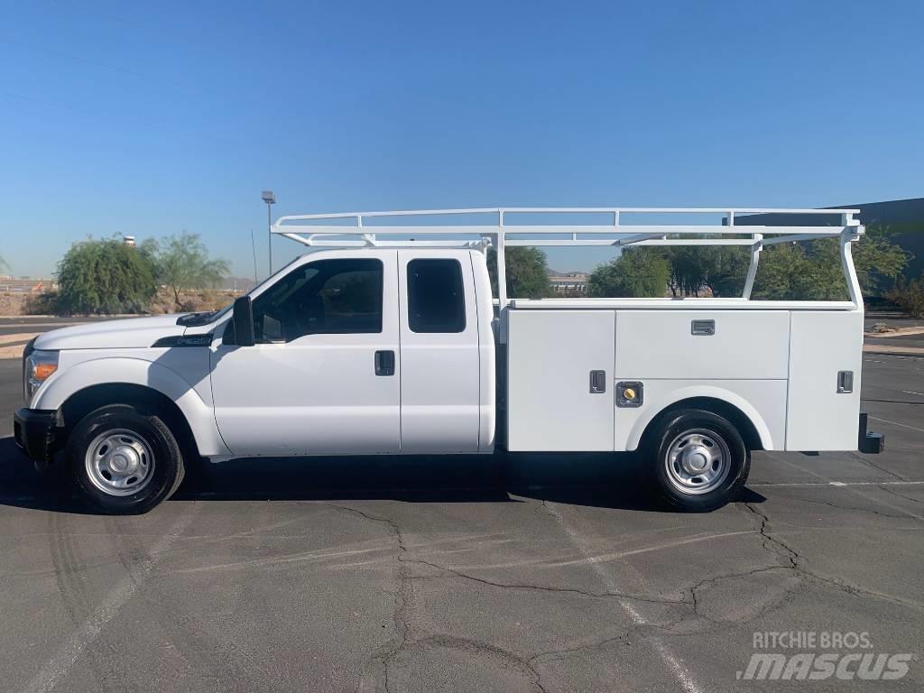 Ford F 350 Lava-autot
