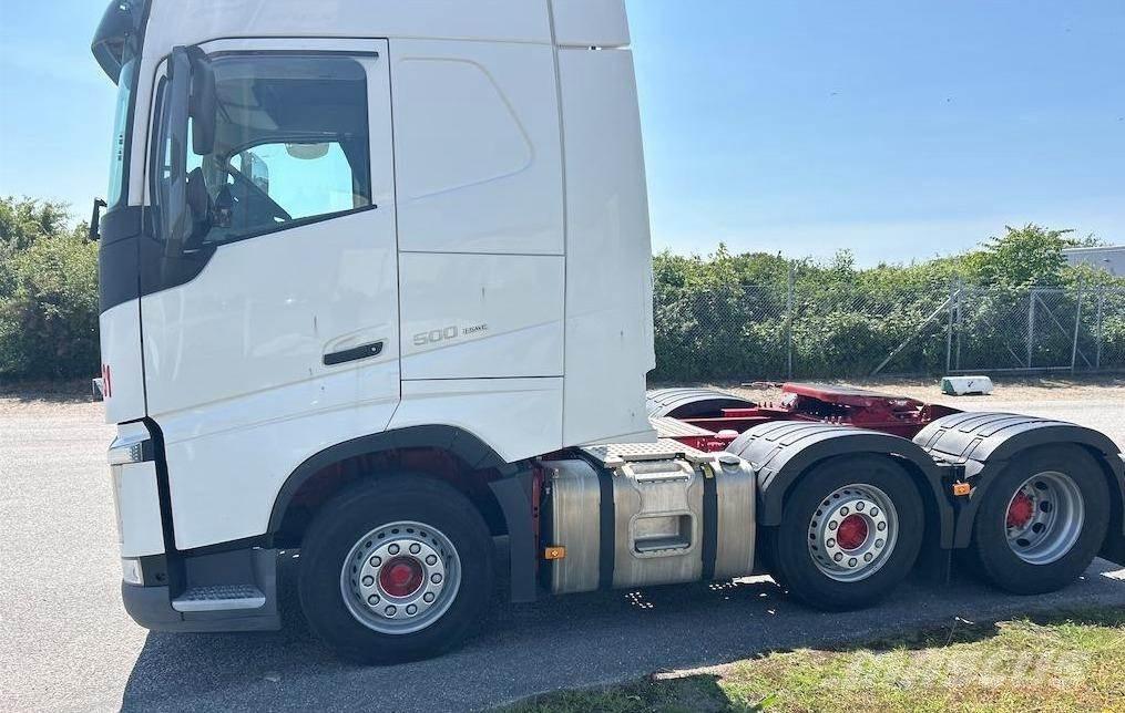 Volvo FH500XL 6x2 Vetopöytäautot