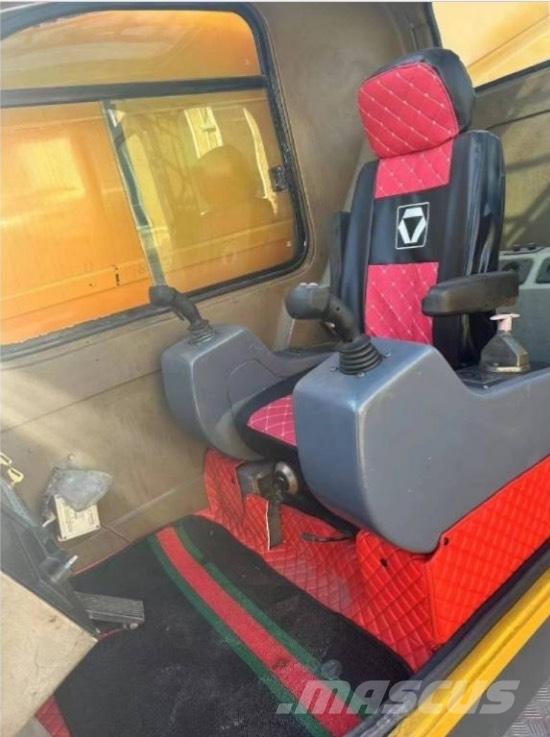 XCMG QY 130 K6 C Mobiilinosturit