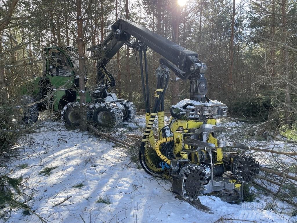 John Deere 1070E Harvesterit