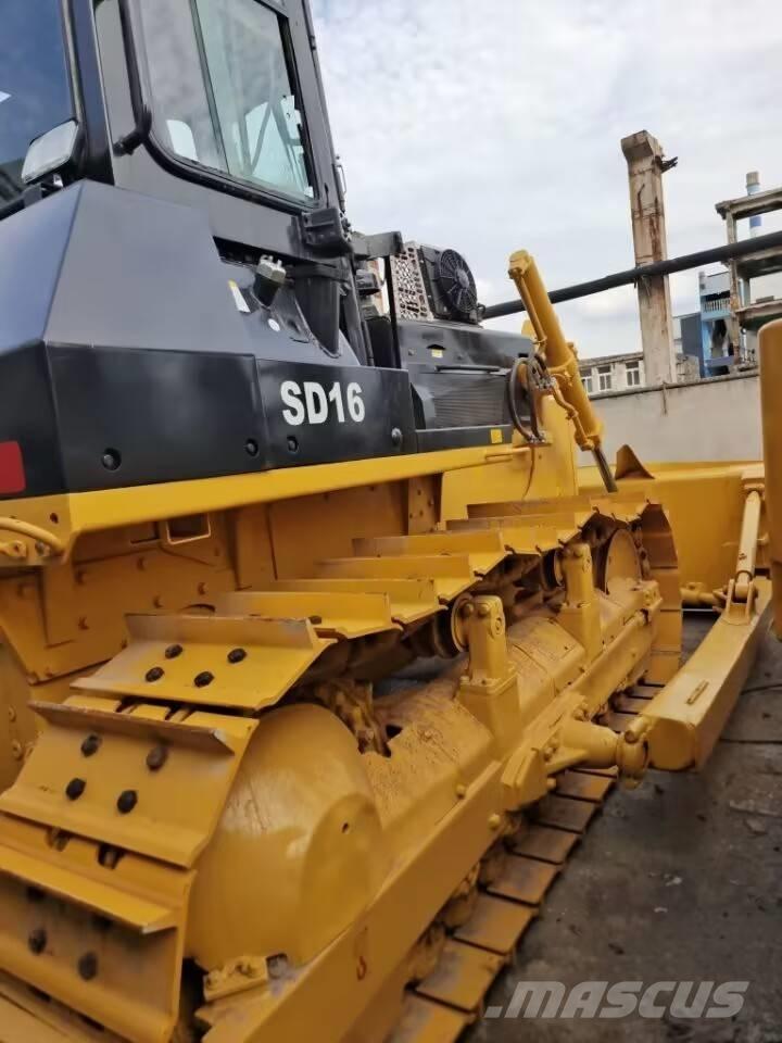 Shantui SD 16 Telaketjupuskutraktorit