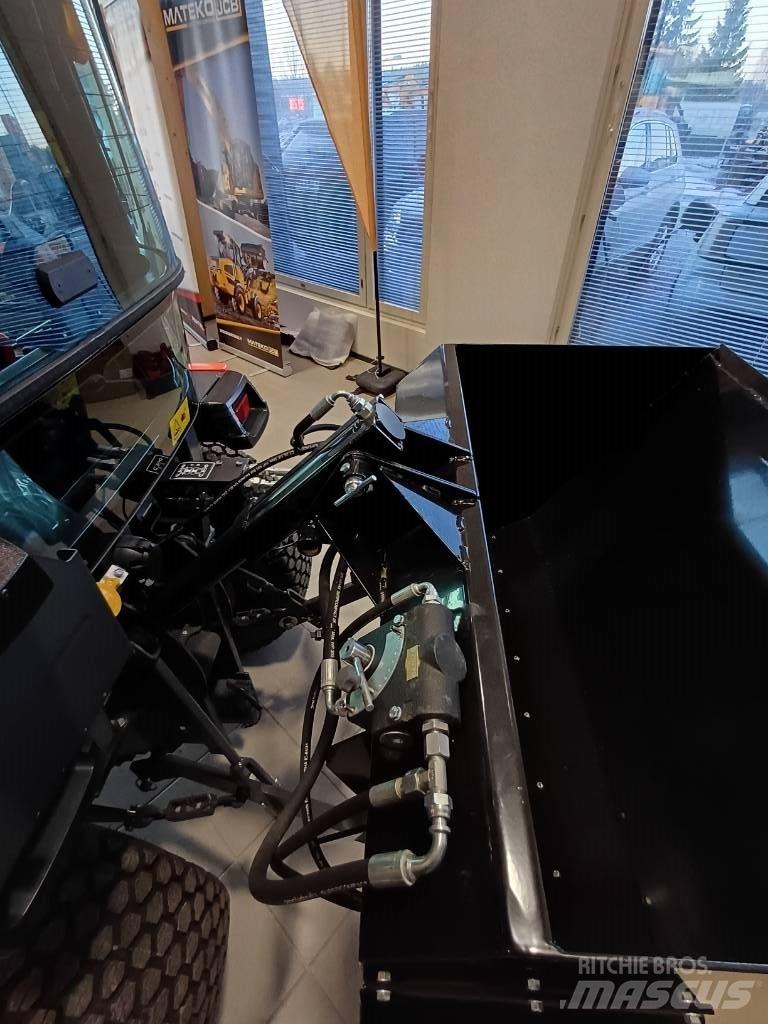 Kova S1000 Taajamatraktorien varusteet