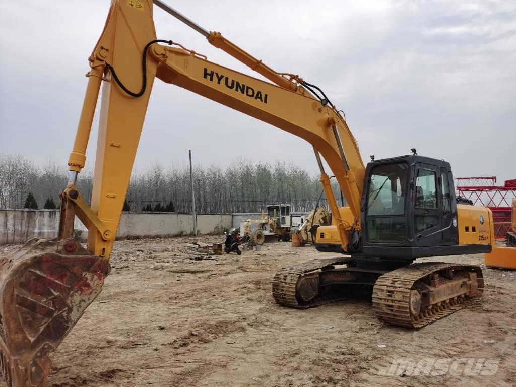 Hyundai R225LC-7 Telakaivukoneet