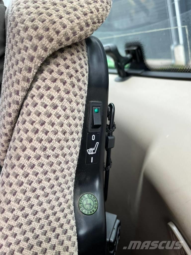 John Deere 6250 R Traktorit