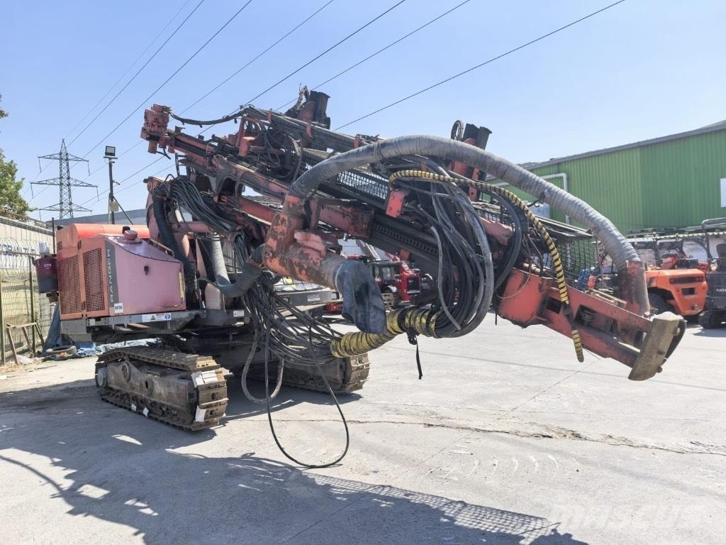 Sandvik DX 800 Avolouhintaporauslaitteet