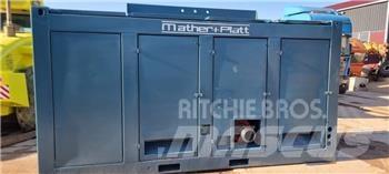  Mather + Platt 200 Vesipumput