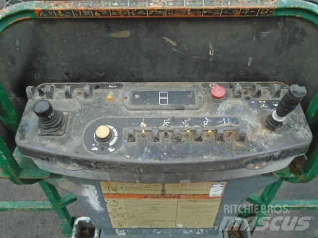 JLG 600 AJ Kuukulkijat