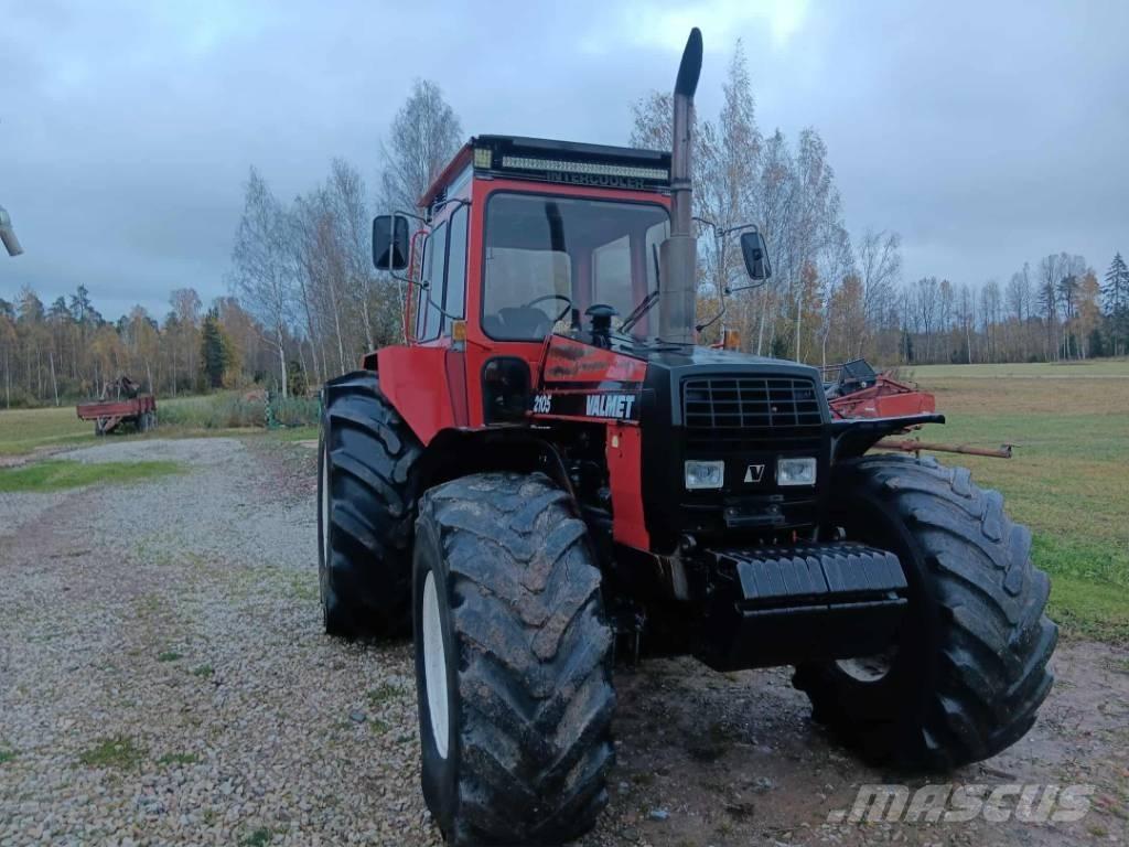Valmet 2105 Traktorit