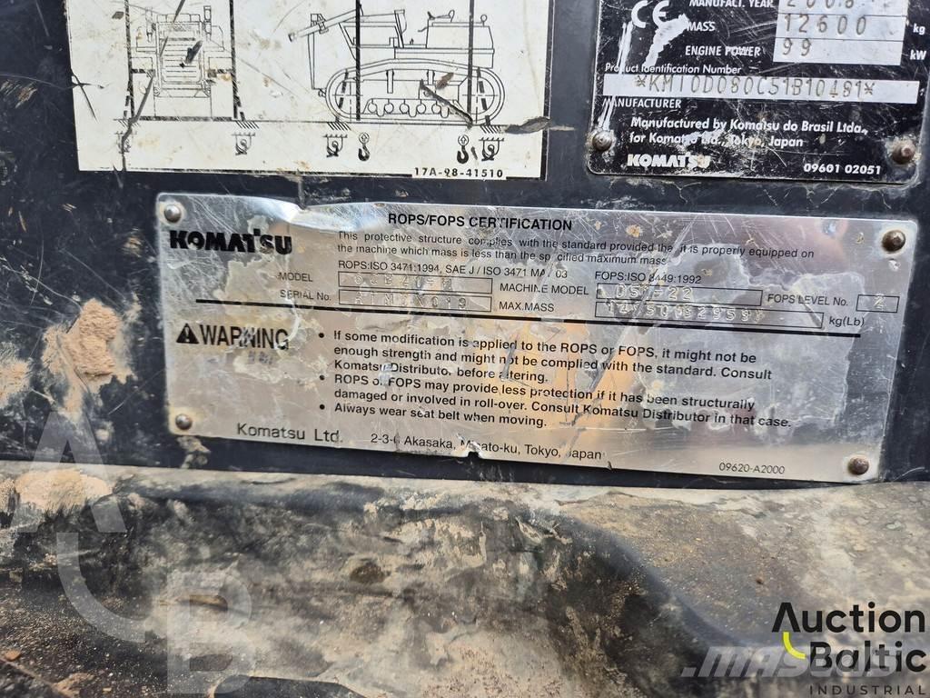 Komatsu D51EX-22 Telaketjupuskutraktorit