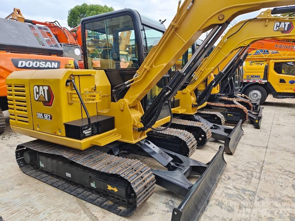 CAT 305.5 E2 Minikaivukoneet < 7t