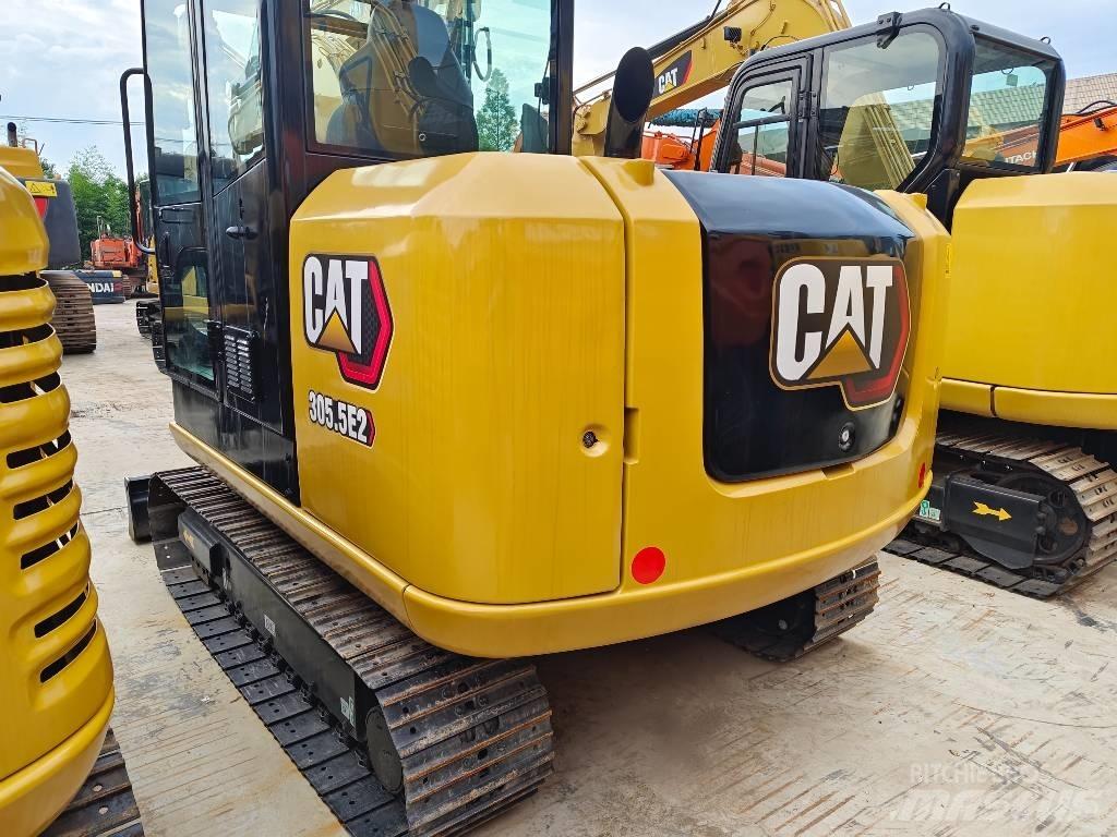 CAT 305.5 E2 Minikaivukoneet < 7t