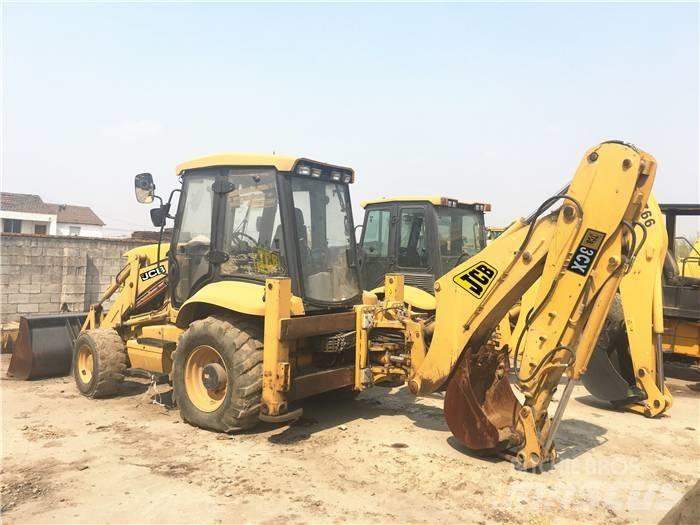 JCB 3 CX Kaivurikuormaajat