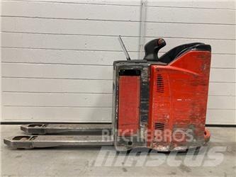 Linde T20SP/131 Lavansiirtotrukit ajotasolla