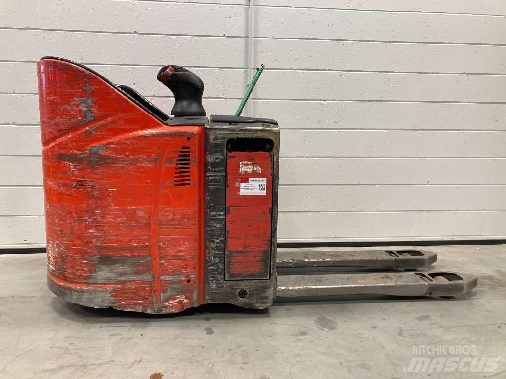 Linde T20SP/131 Lavansiirtotrukit ajotasolla