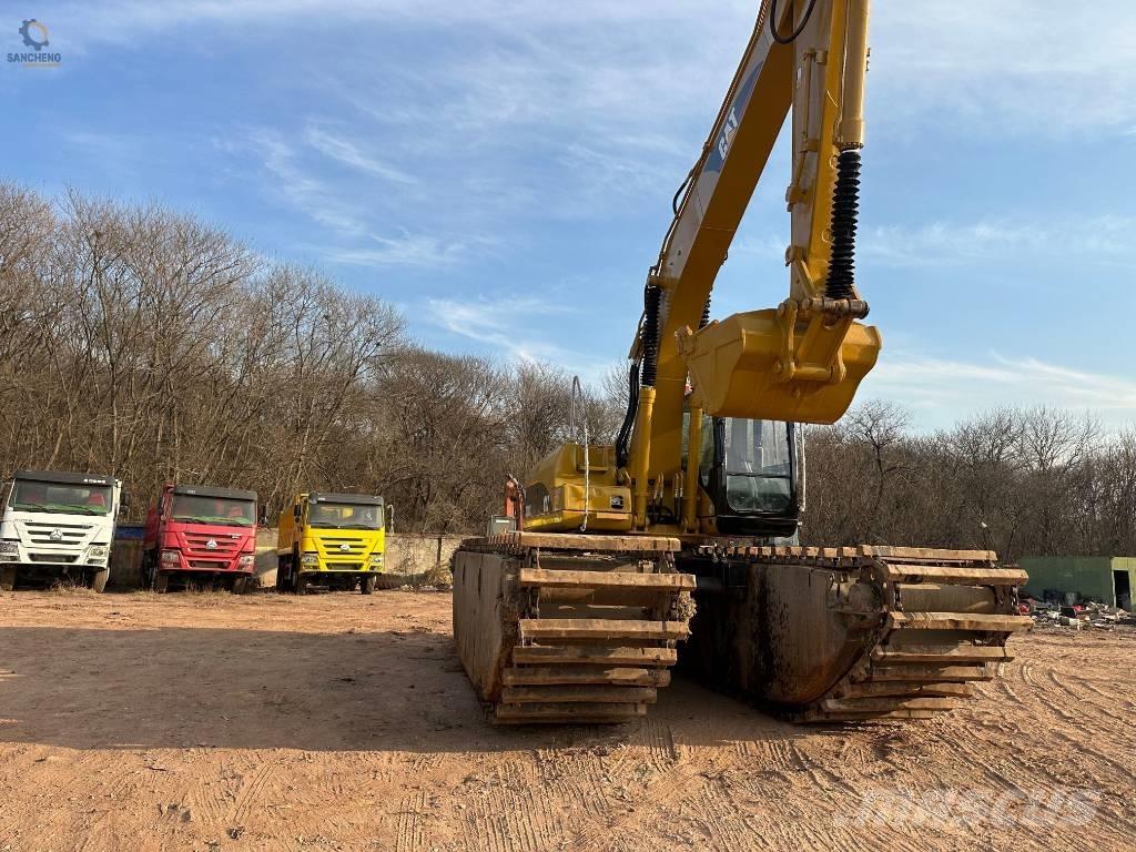 CAT 320CL Amfibio-kaivinkoneet