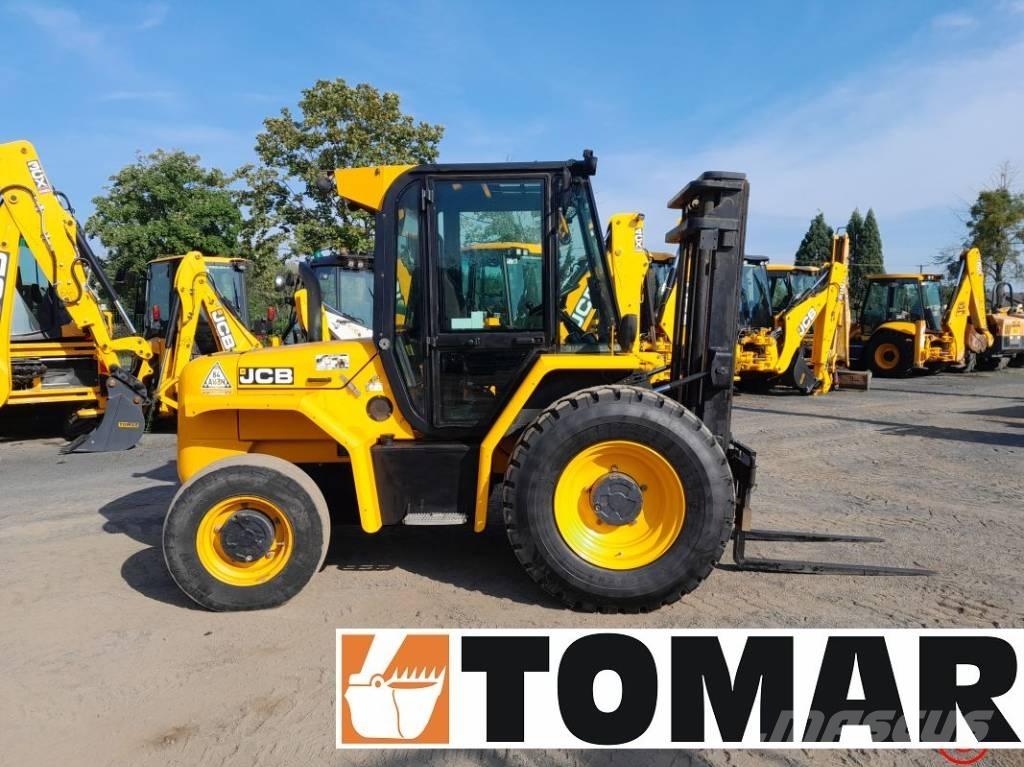 JCB 930-4 Maastotrukit