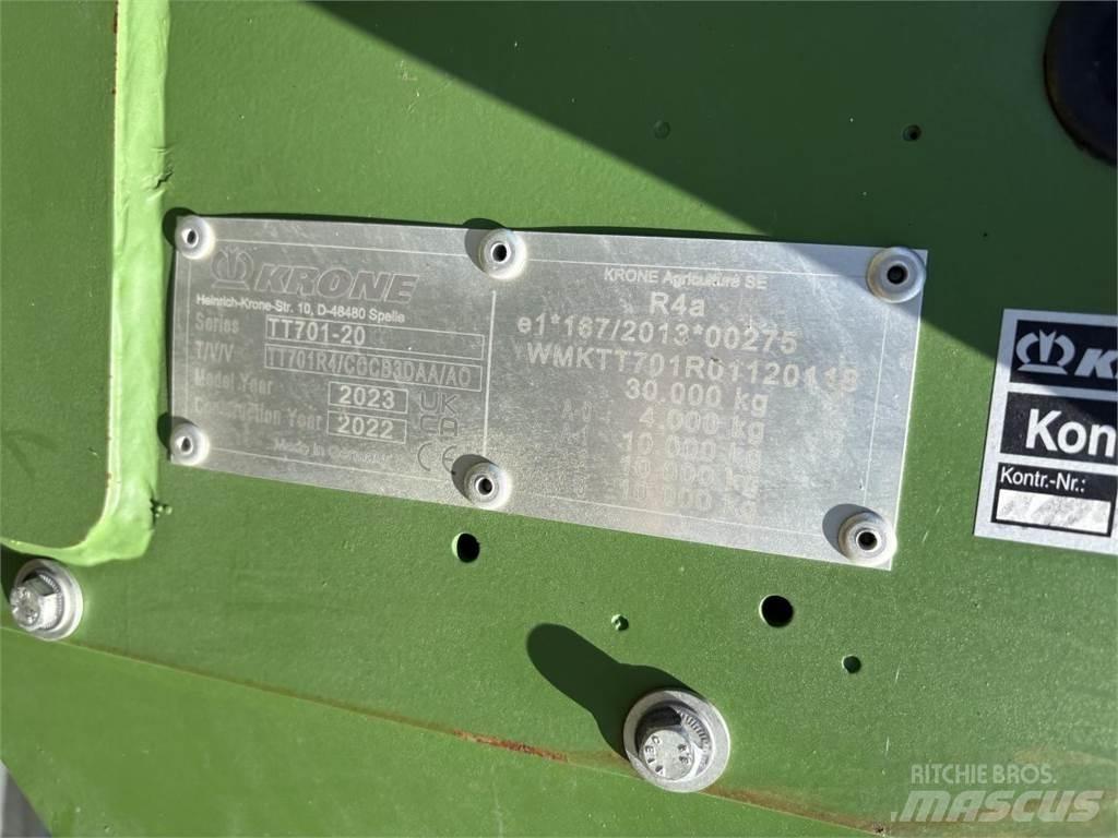 Krone TX 560 Keräävät noukinvaunut ja silppurivaunut