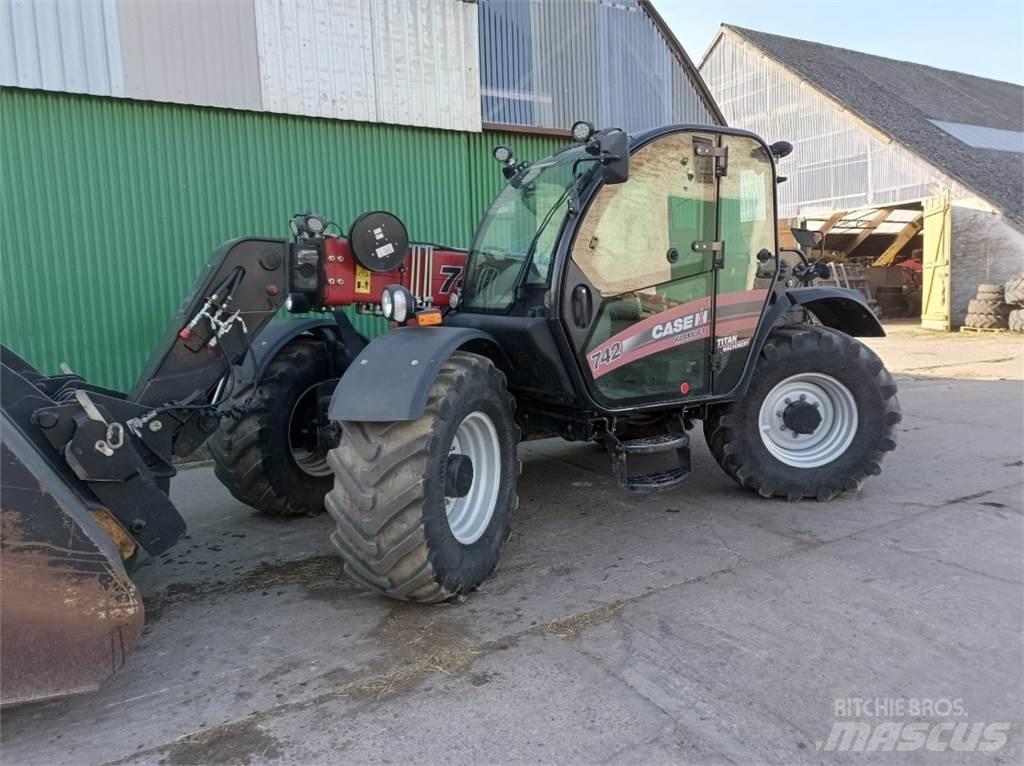 CASE 742 Farmlift Kurottajat