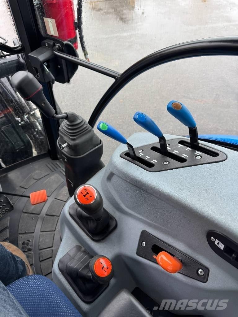New Holland T4.75S Traktorit