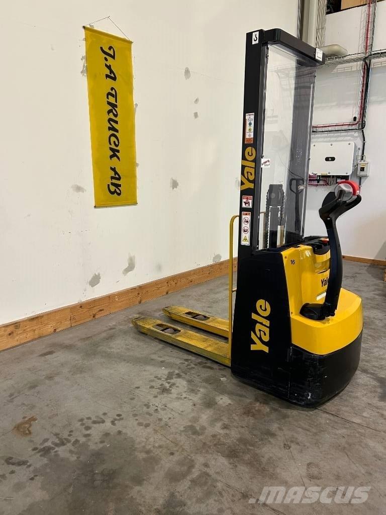 Yale MS 10 E, GEL Käyden ajettavat pinoamistrukit