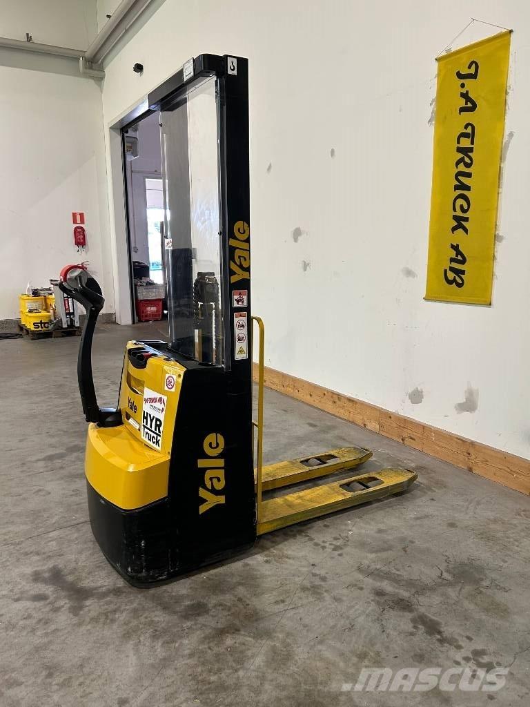 Yale MS 10 E, GEL Käyden ajettavat pinoamistrukit