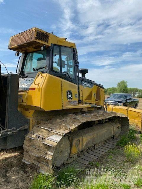 John Deere 750 KLGP Telaketjupuskutraktorit