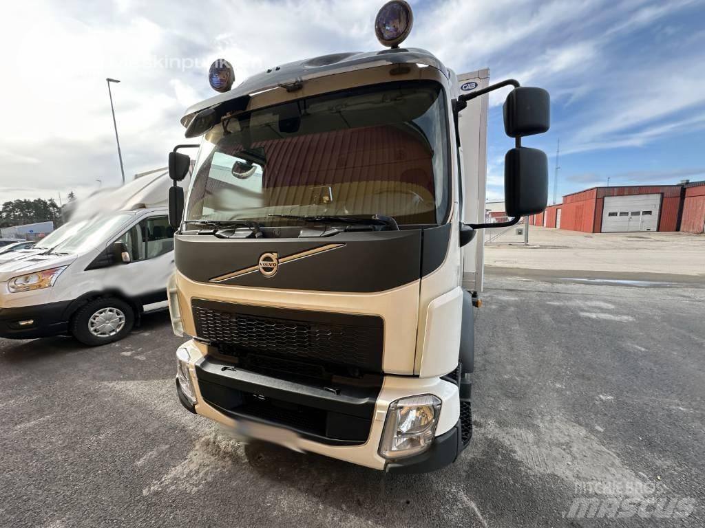 Volvo FL 210 Umpikorikuorma-autot