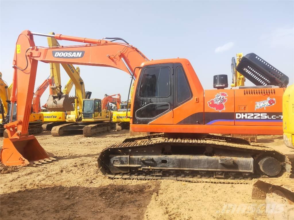 Doosan DH225LC-7 Telakaivukoneet