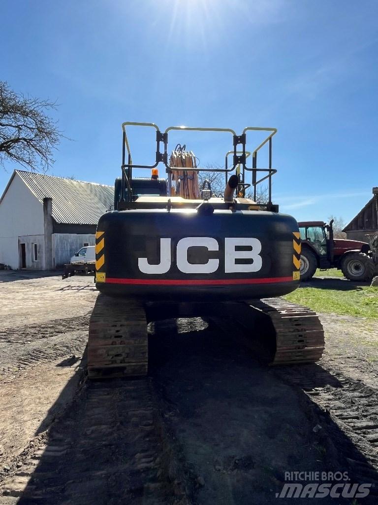 JCB JS 220 LC Telakaivukoneet