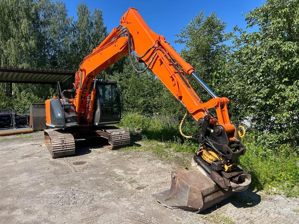 Hitachi ZX 135 US Telakaivukoneet