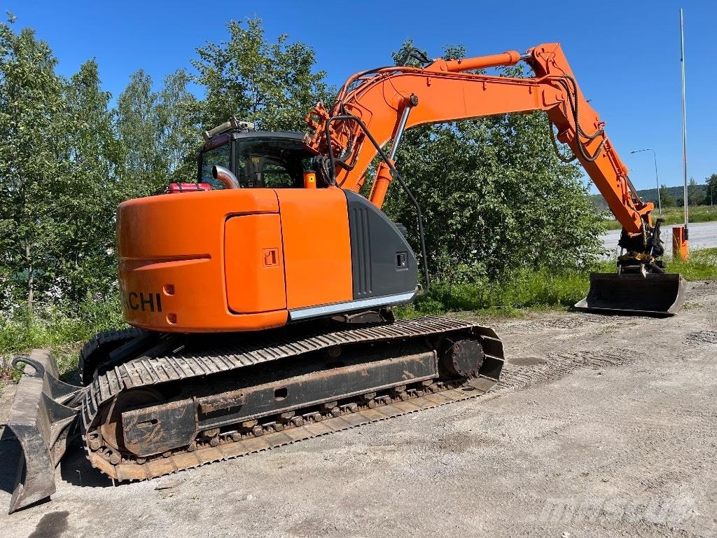 Hitachi ZX 135 US Telakaivukoneet