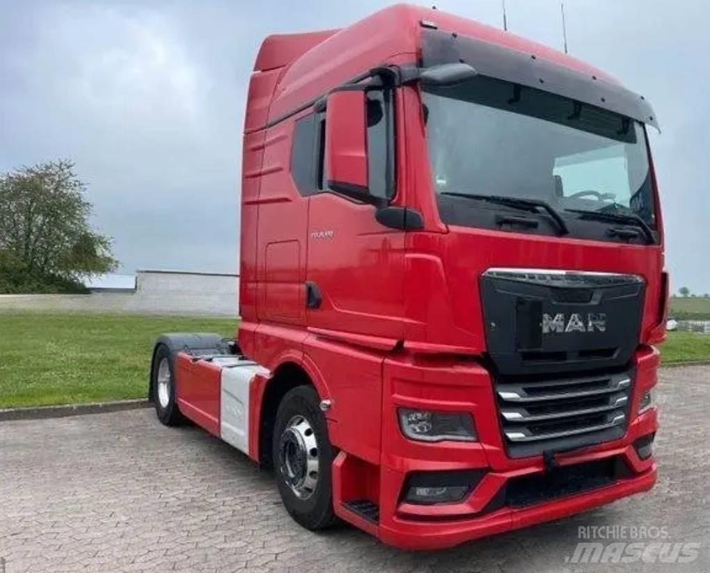 Shacman truck head Sora- ja kippiperävaunut
