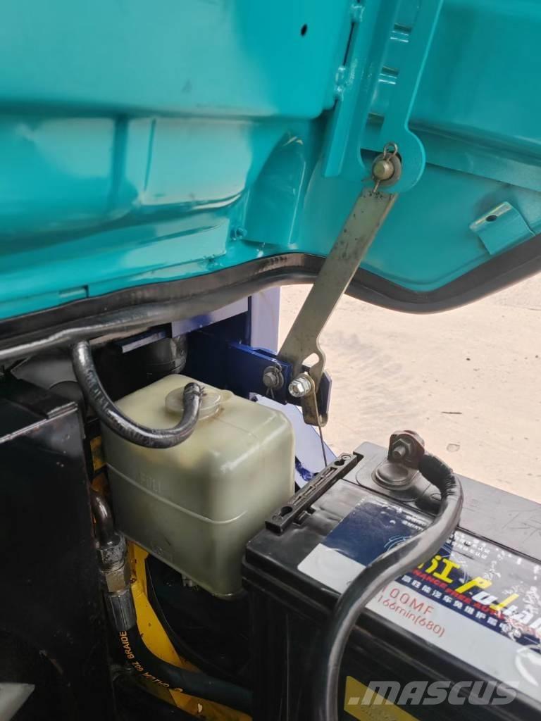 Komatsu 2.5t Dieseltrukit