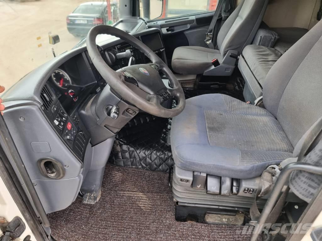 Scania R 440 Vetopöytäautot