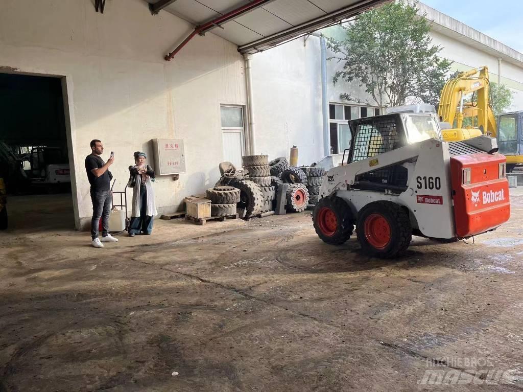 Bobcat S 160 Liukuohjatut kuormaajat