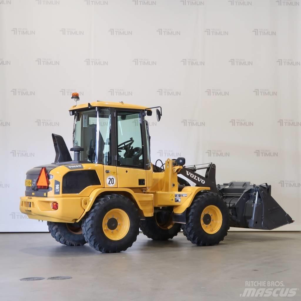 Volvo L30G Pyöräkuormaajat