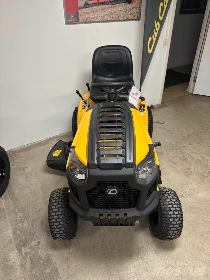 Cub Cadet LT 2 NS92 Päältäajettavat ruohonleikkurit