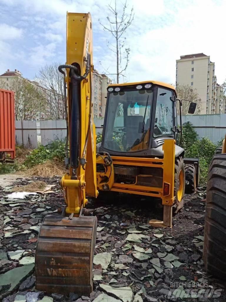 JCB 3 CX Kaivurikuormaajat