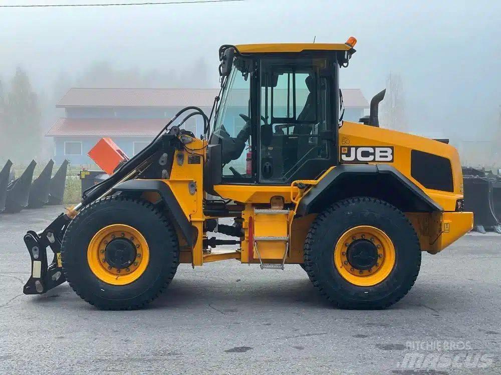 JCB 417 HT Pyöräkuormaajat