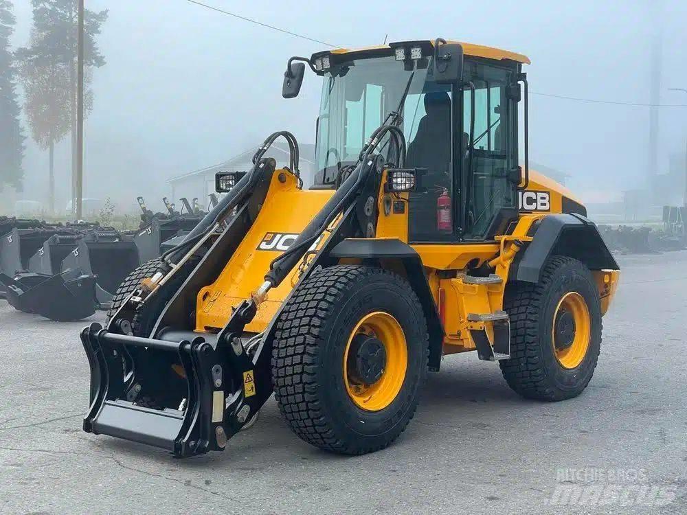 JCB 417 HT Pyöräkuormaajat