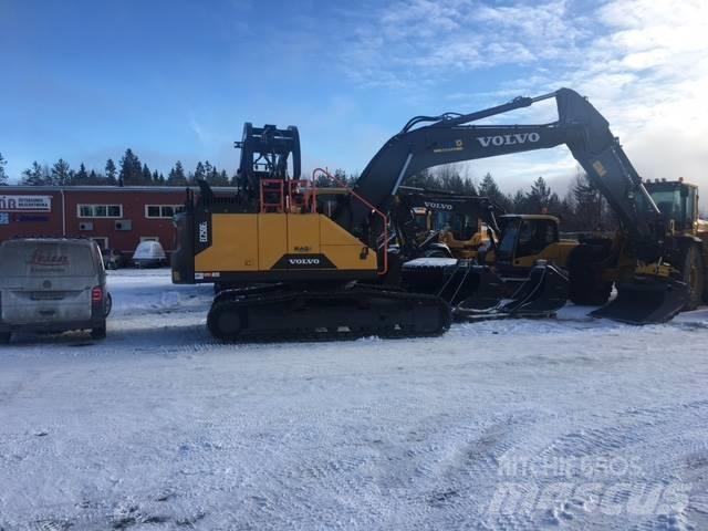 Volvo EC250EL Telakaivukoneet