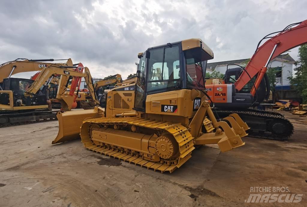 CAT D 5 K Telaketjupuskutraktorit