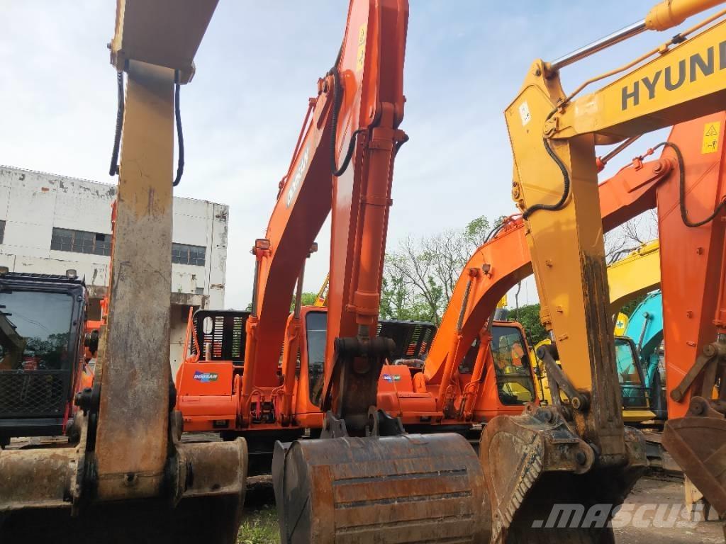 Doosan DH 215-9 Telakaivukoneet