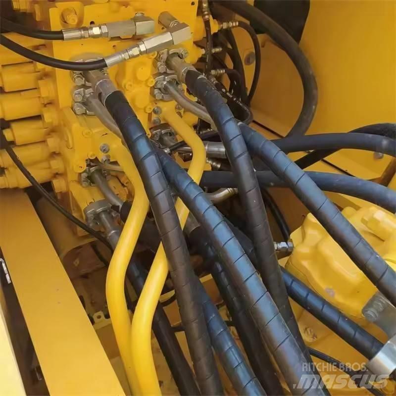 Komatsu PC 200 Telakaivukoneet