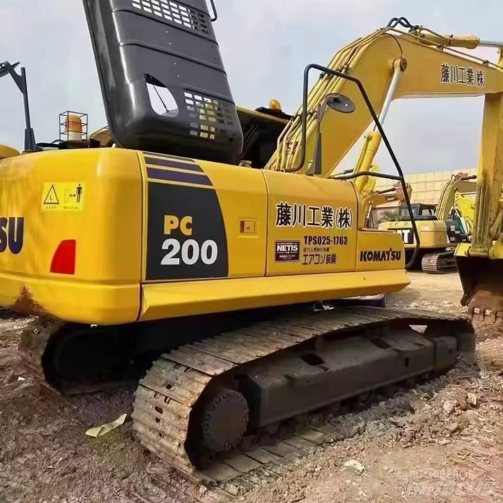 Komatsu PC 200 Telakaivukoneet
